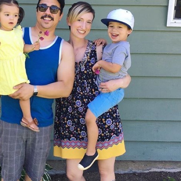 Mini flowy black dress w/ print - Picture 3 of 4